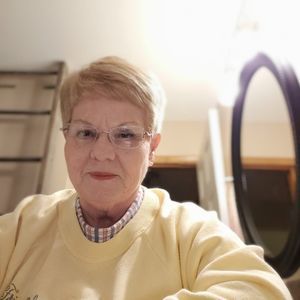 Meet your Posher, Carol